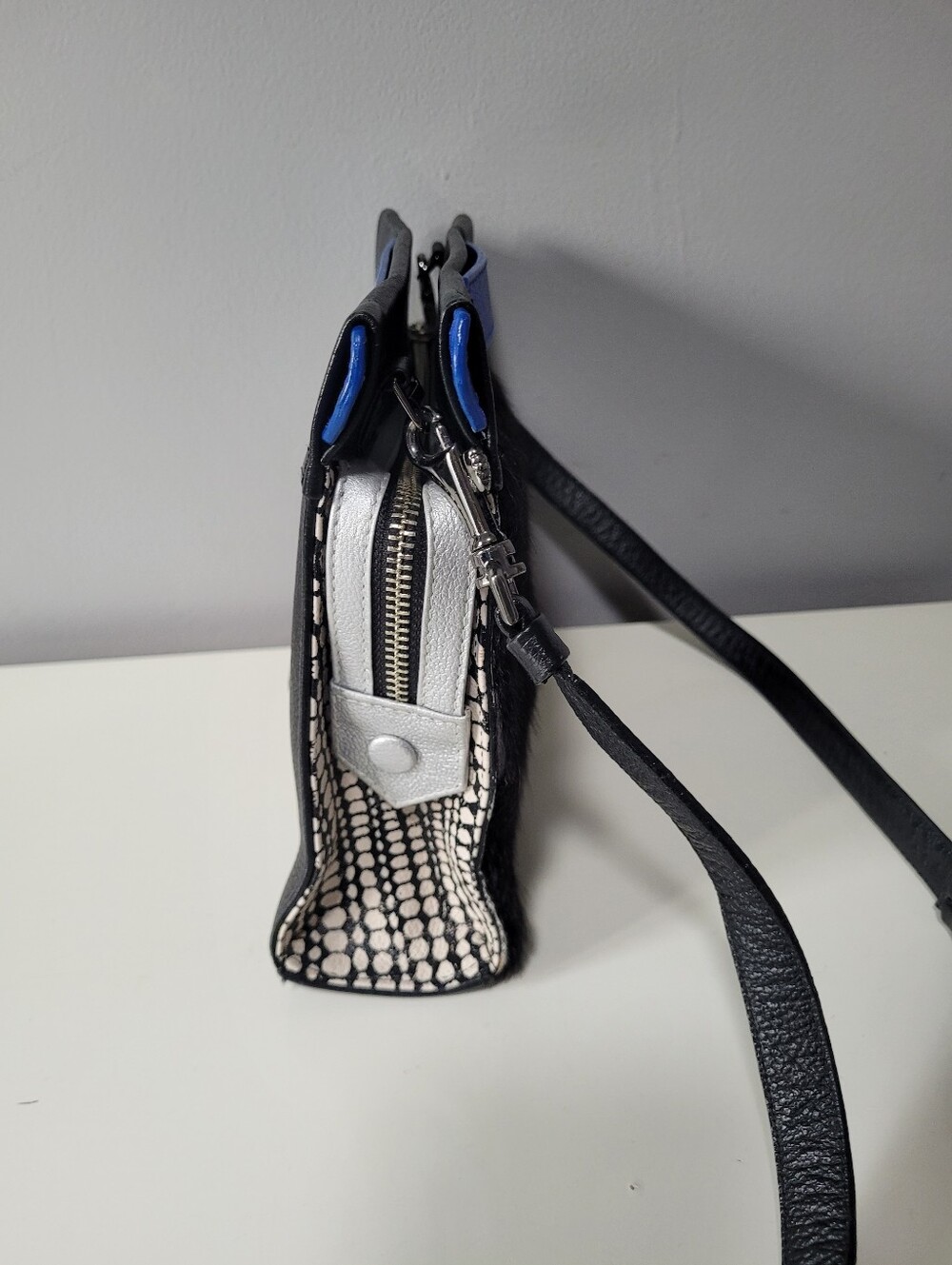 Min & Mon Small Vali Crossbody In All Over Eyes Print And Calfhair - Picture 2 of 9